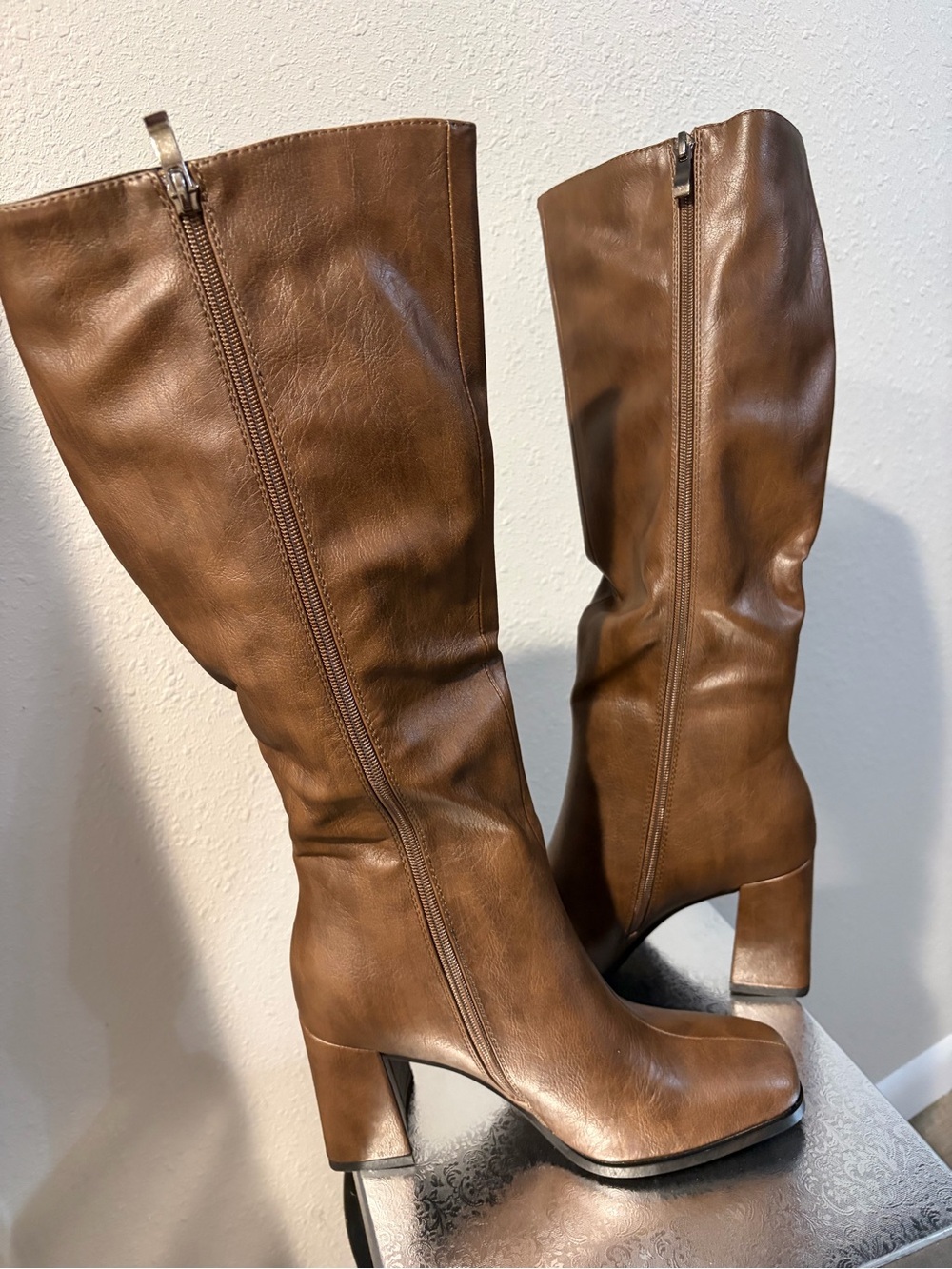 Classic Tall Brown Women’s Leather Boots